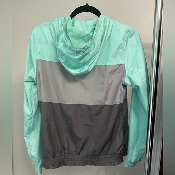 Windbreaker - Picture 2 of 2